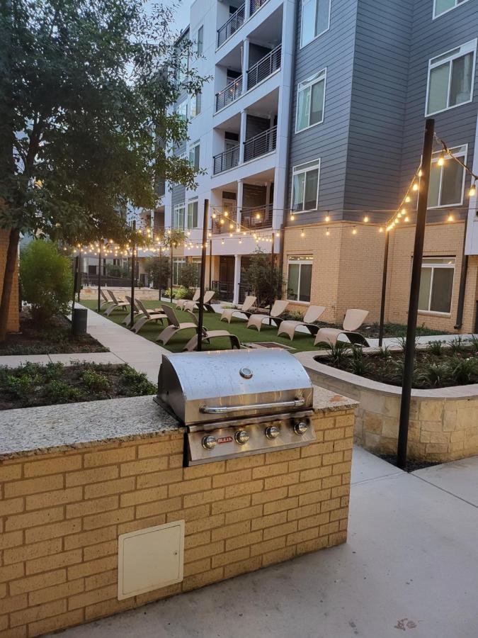 Downtown With Riverwalk Views Free Parking Pet Friendly Centrally Located On The Riverwalk Apartamento