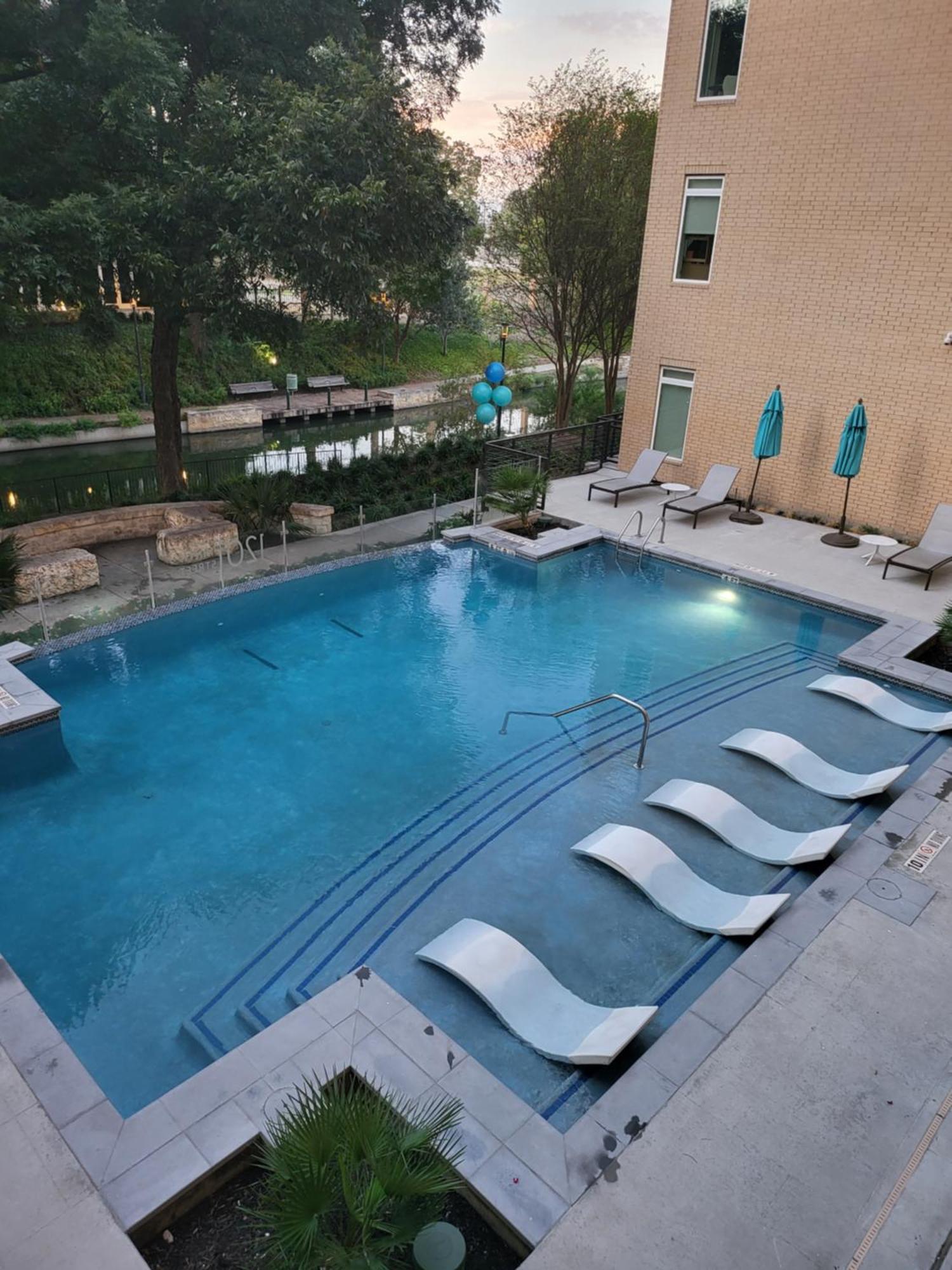 Downtown With Riverwalk Views Free Parking Pet Friendly Centrally Located On The Riverwalk Apartamento San Antonio
